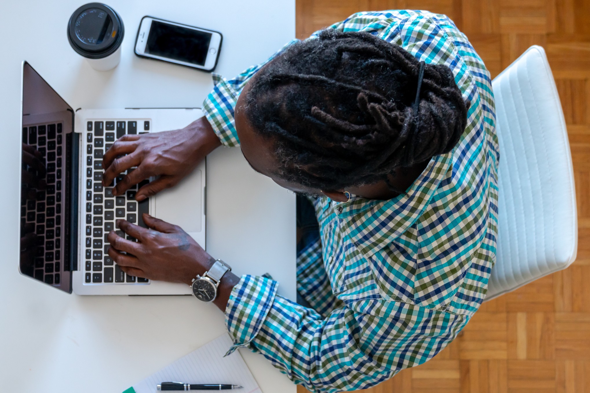 https://headup.co.za/wp-content/uploads/2021/01/entrepreneur-1.jpg
